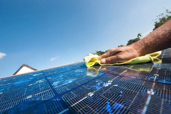 4 Great Places to Look for a Solar Panel and Inverter Repair Expert