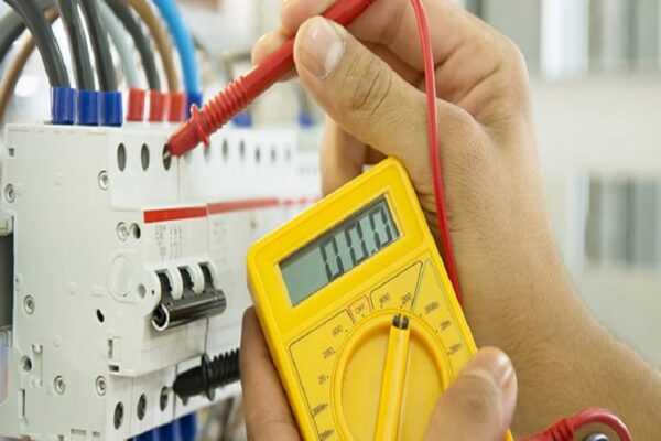 Signs that You Should Hire an Emergency Electrician