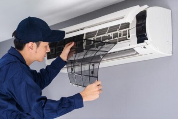 Why Should You Opt For AC Maintenance?
