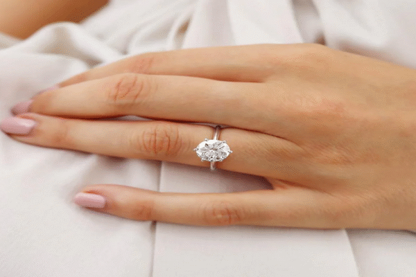 Stainton’s Sparkle: Manchester’s Sparkling Engagement Rings