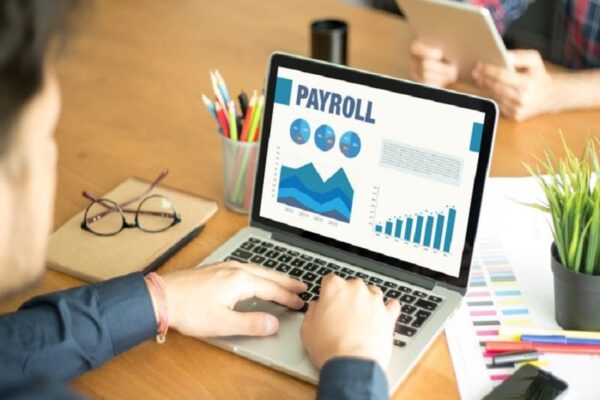 How to Choose the Right Payroll Management System