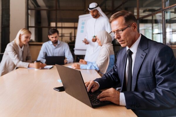 How to Build a Smart Corporate Business Plan
